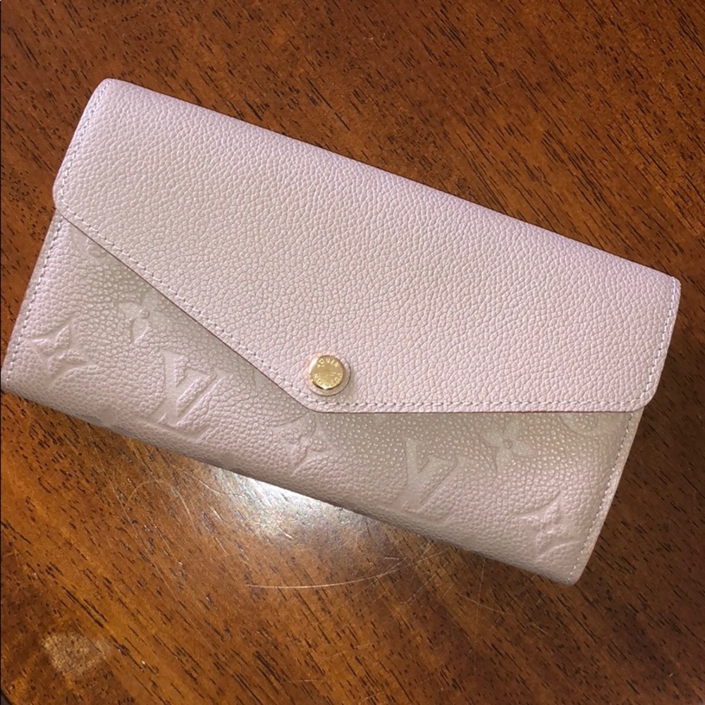 Louis Vuitton Sarah Wallet